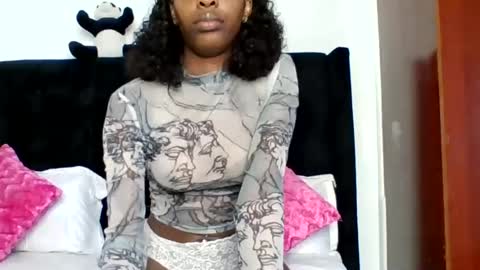 Snapshot of tinashe004 chatting on 06/30/26, 11:11 tinashe online show from 06/30/26, 11:11