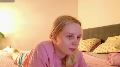 tinasiner online show from 05/16/26, 03:00