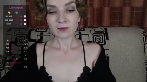 Snapshot of tinawincee chatting on 07/19/26, 04:05 Tina online show from 07/19/26, 04:05