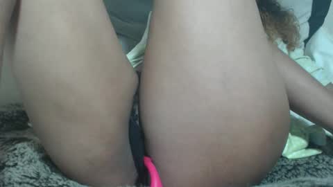 Snapshot of tinaxxxpetitexoxo chatting on 01/30/25, 04:48 Tina online show from 01/30/25, 04:48