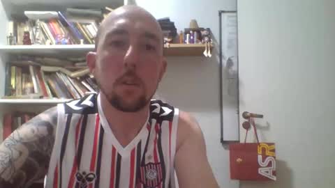 tinchox42 online show from 10/11/25, 06:45