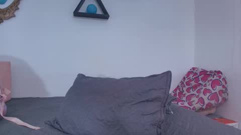 tinkerbell online show from 03/08/25, 07:31