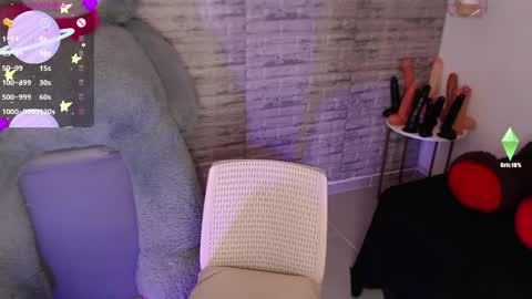 Snapshot of tinna__hottie chatting on 05/19/26, 04:13 Tinna Goddess online show from 05/19/26, 04:13