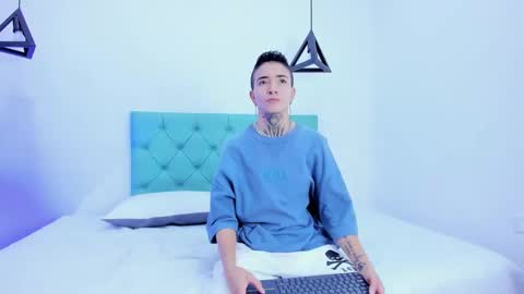 TINNY AND CANDY online show from 12/21/24, 01:42