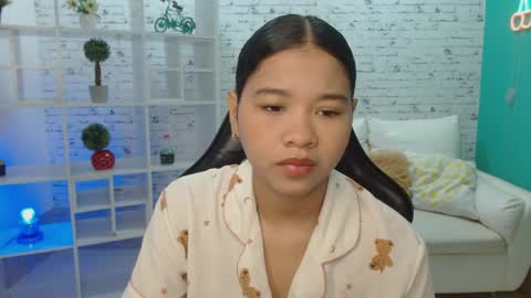 tinny  online show from 03/25/26, 11:38