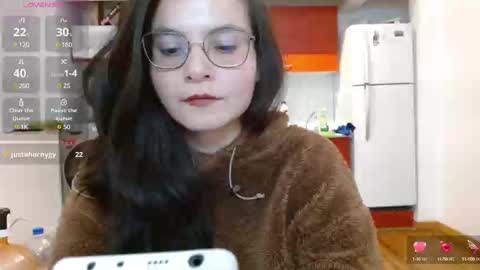 Tiny Caroline online show from 01/15/25, 08:05