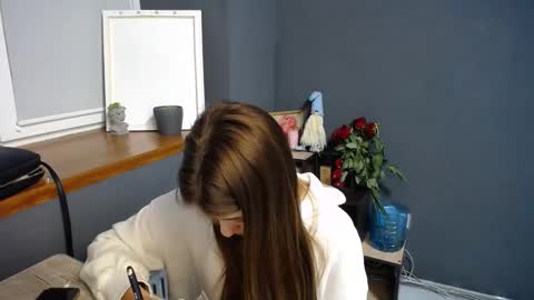 Gloria online show from 02/28/25, 11:47