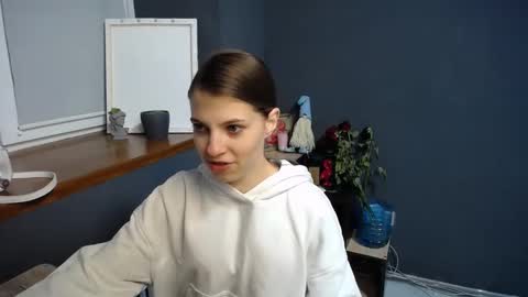 Gloria online show from 03/05/25, 07:27