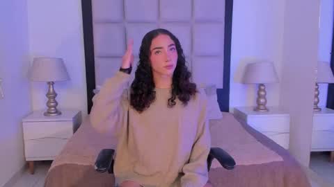 Thomm  Independent Model online show from 02/01/26, 09:13