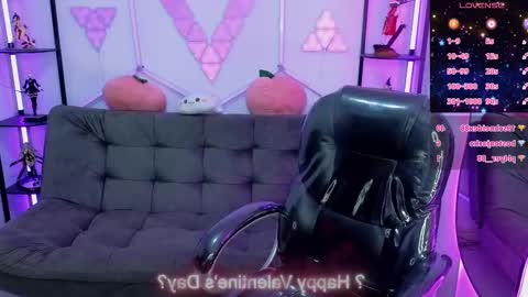 tiny_vixen_ online show from 02/12/25, 06:51