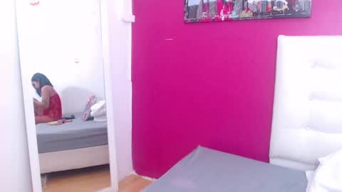 tiny_whore18 online show from 02/14/25, 02:23