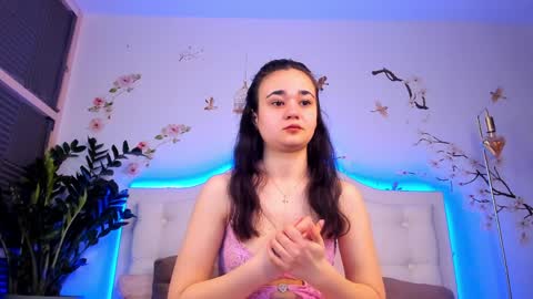 Amy online show from 04/01/26, 04:46