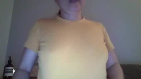 Elyza online show from 03/24/26, 07:13