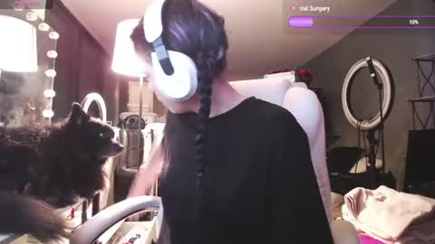 Snapshot of tinykylie chatting on 06/16/26, 01:19 stage Kylie Sinner brand CLITBAIT online show from 06/16/26, 01:19