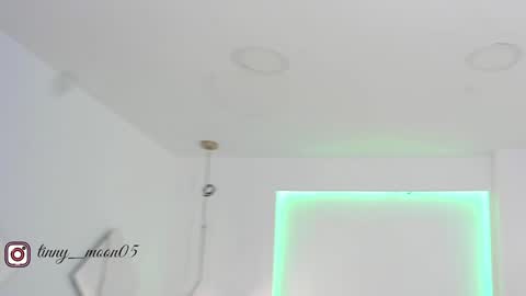 Luna  online show from 01/18/25, 11:00