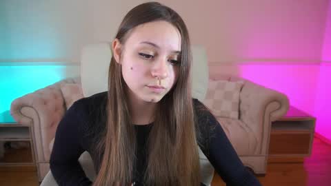 tinynataliee online show from 04/01/26, 02:14