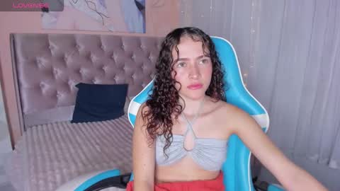 tinysophi online show from 11/10/25, 12:31