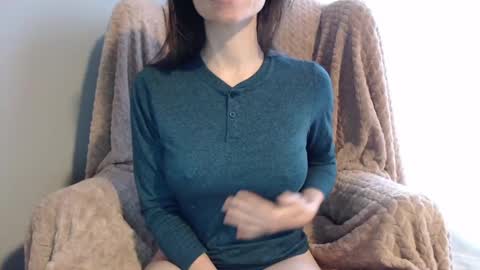 Snapshot of tinyytina chatting on 05/05/26, 11:51 TinyyTina online show from 05/05/26, 11:51
