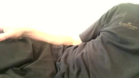 tippedrobin4830 online show from 11/16/25, 02:00