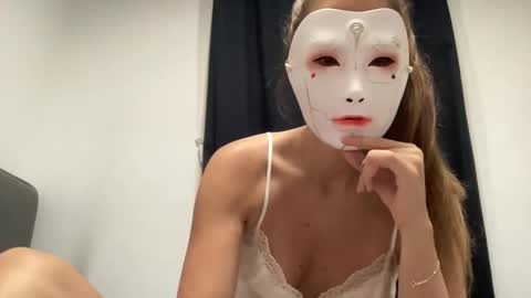 Tinks online show from 10/26/25, 09:31