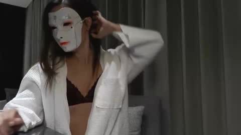 Tinks online show from 12/16/25, 10:37