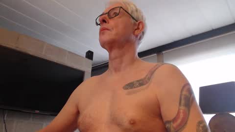 tirexxx_x online show from 02/20/25, 07:23
