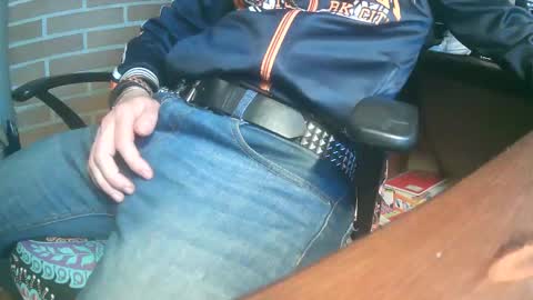 tisis80 online show from 02/22/26, 12:01