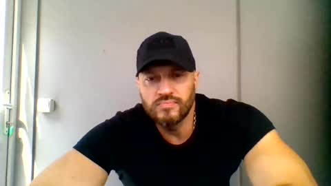 Snapshot of titan_heart chatting on 08/05/26, 10:40 titan_heart online show from 08/05/26, 10:40