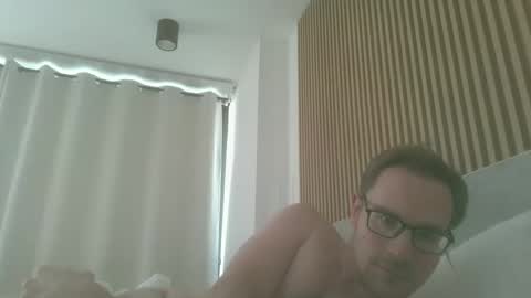 Snapshot of titlovercums chatting on 04/28/26, 12:31 titlovercums online show from 04/28/26, 12:31