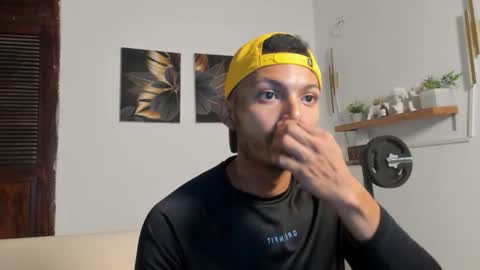 Snapshot of titobell10 chatting on 04/01/26, 04:02 titobell10 online show from 04/01/26, 04:02