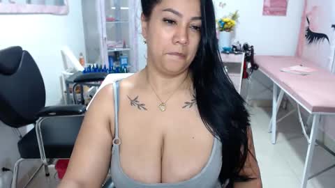 DIVA online show from 11/04/25, 05:34