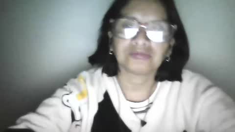 Ester online show from 05/06/26, 09:03