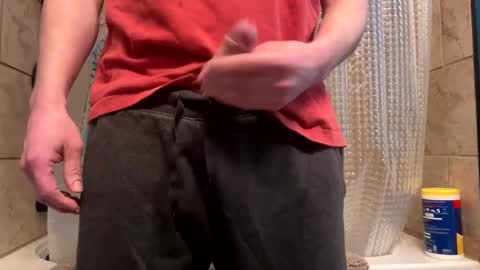 Snapshot of tittyzandbeer chatting on 02/11/25, 10:07 tittyzandbeer online show from 02/11/25, 10:07