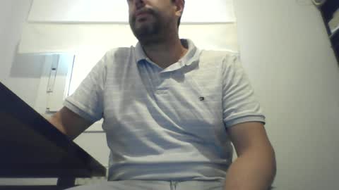 Snapshot of titusnow chatting on 06/26/26, 09:35 titusnow online show from 06/26/26, 09:35