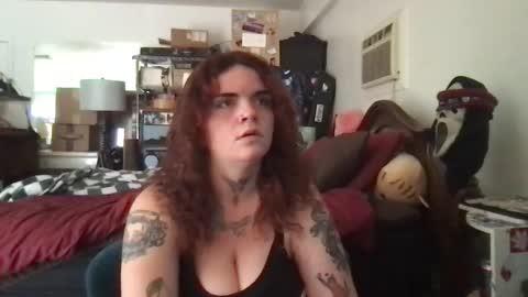 Snapshot of titzntattz chatting on 04/29/26, 02:43 formerly bigtittygothwhore online show from 04/29/26, 02:43