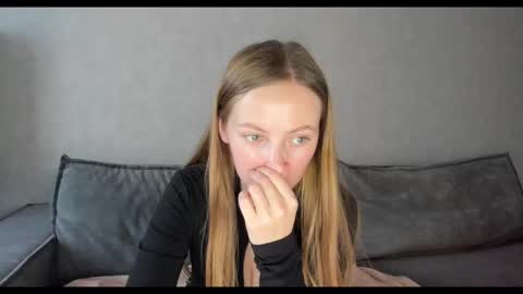 Maria online show from 11/12/25, 11:21