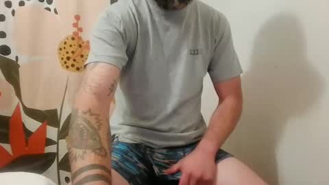 Snapshot of tj_the_man chatting on 12/14/24, 06:30 TJ online show from 12/14/24, 06:30