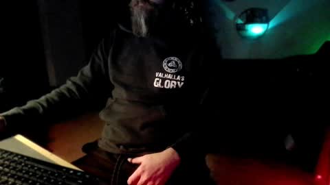 Snapshot of tj_the_man chatting on 01/09/25, 09:48 TJ online show from 01/09/25, 09:48