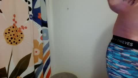 Snapshot of tj_the_man chatting on 01/10/25, 06:17 TJ online show from 01/10/25, 06:17