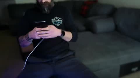 Snapshot of tj_the_man chatting on 03/04/25, 01:59 TJ online show from 03/04/25, 01:59