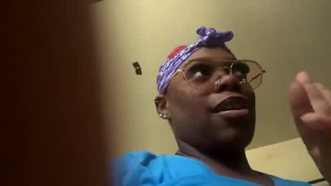 Snapshot of tjefeofficial chatting on 09/30/25, 03:50 tjefeofficial online show from 09/30/25, 03:50