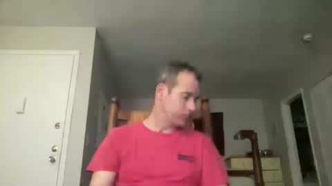 Snapshot of tleigh24 chatting on 01/01/25, 04:18 tleigh24 online show from 01/01/25, 04:18