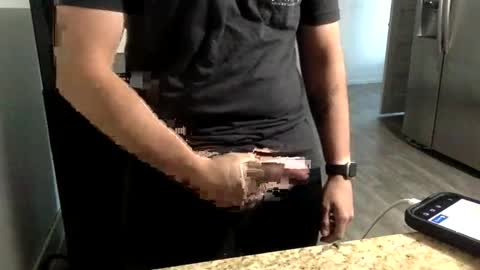 tnich28 online show from 10/14/25, 11:27