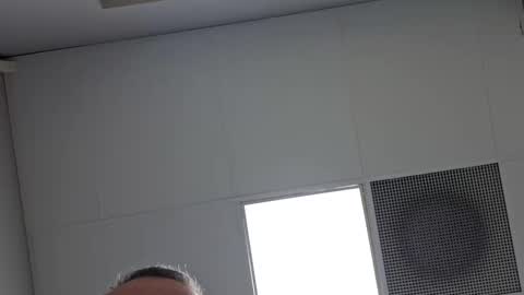 Vols online show from 02/20/25, 11:53