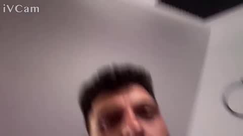 Snapshot of tobi2001x chatting on 04/12/26, 01:16 Tobias online show from 04/12/26, 01:16