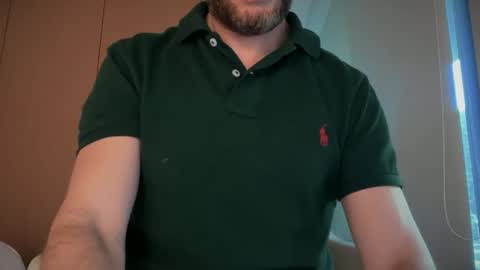 Tobi2016 online show from 10/26/25, 08:15