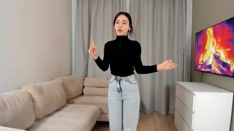 Snapshot of tobimediate chatting on 02/01/26, 06:06 Jane online show from 02/01/26, 06:06