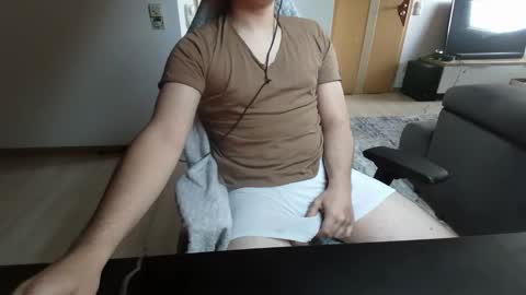 Snapshot of tobisk chatting on 05/29/26, 04:54 tobisk online show from 05/29/26, 04:54