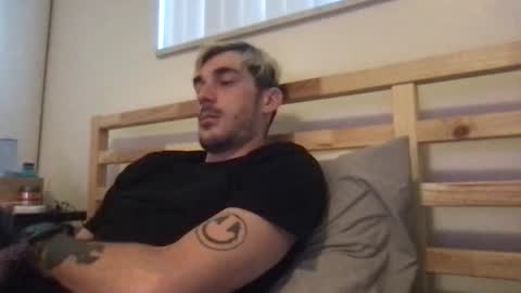 toddb2636 online show from 12/01/25, 02:00