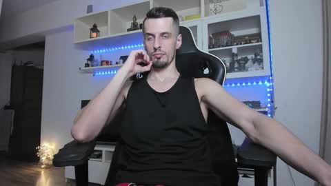 Todd online show from 12/04/25, 05:21